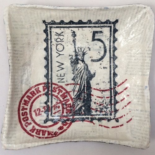 Coupelle carrée en papier maché - fait main - décor timbre new-york postmark 5c 