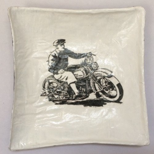 Coupelle carrée en papier maché - fait main - décor vintage motard sur moto harley davidson 