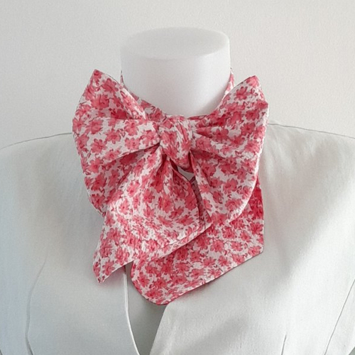 Foulard ascot pour femme,foulard fleuri, foulard cravate, écharpe fleurie, bandeau, ceinture, accessoire de sac