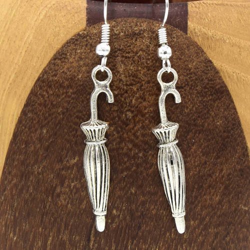 Boucles d'oreilles ombrelle ou parapluie argent vieilli,  bijoux enfants 