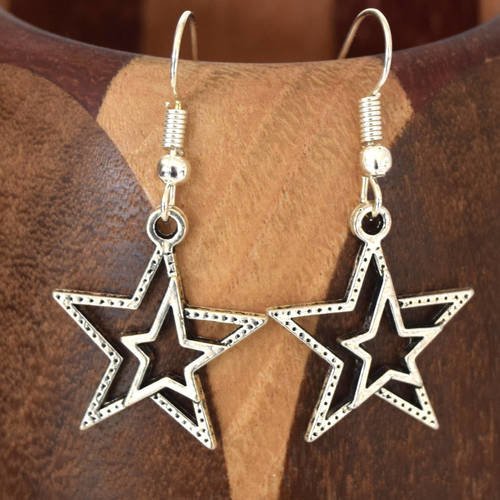 Boucles d'oreilles étoiles argentées, clips étoiles argentées spéciales fêtes 