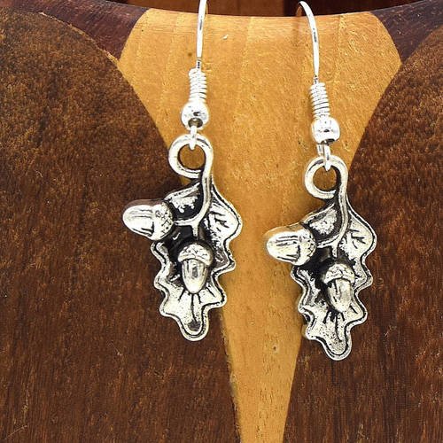Boucles d'oreilles glands de chêne avec feuille en argent tibétain, clips glands argent vieilli 