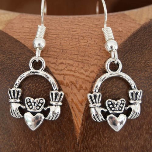 Boucles d'oreilles claddagh argenté, clips claddagh argentés 