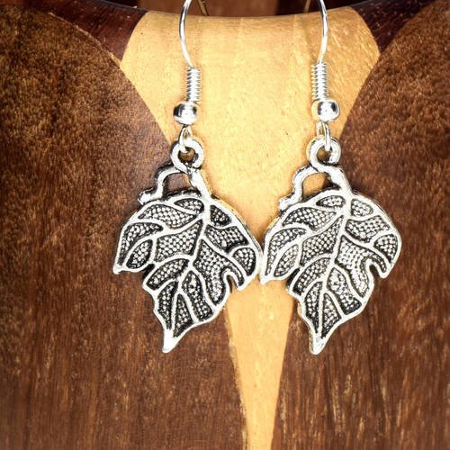 Boucles d'oreille feuilles argentées, clips feuilles argentées 