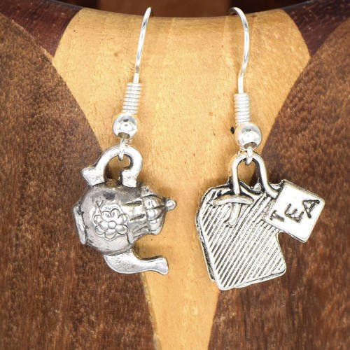 Boucles d'oreilles tea time, théière et thé argent vieilli
