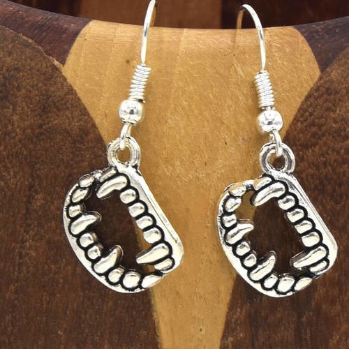 Boucles d'oreilles dents de vampire argent vieilli, boucles oreilles halloween 