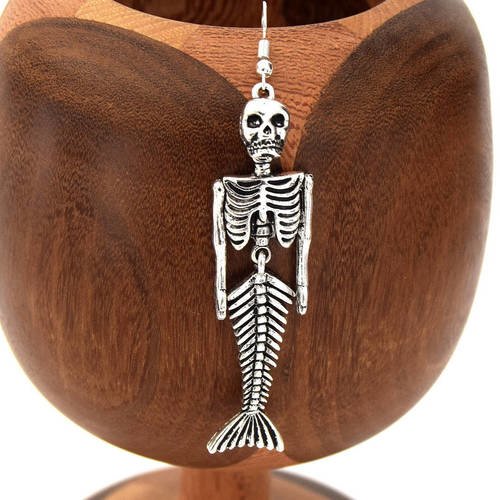 Boucle d'oreille squelette sirène argent vieilli, clips squelette queue de poisson halloween argent vieilli 