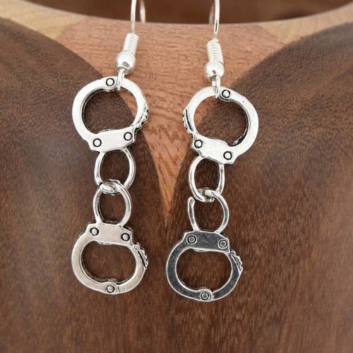 Boucles d'oreilles menottes argentées, earrings silver handcuffs,police silver handcuffs earrings