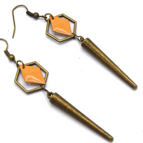 Boucles d'oreilles pendante bronze géométrie abricot,  bijoux géométrique bronze émail triangulaire, triangle abricot alcove bronze