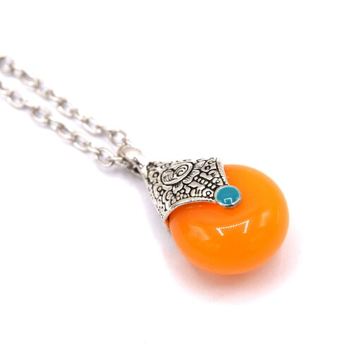 Collier pendentif tibétain résine goutte orange