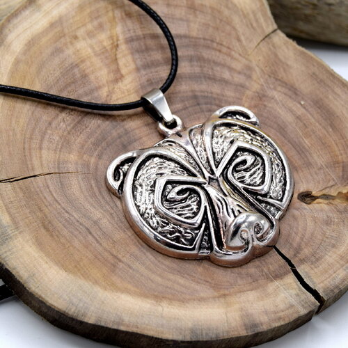 1 collier pendentif tête d'ours celtique détaillé. homme ou femme.  ours nordique viking en métal argenté