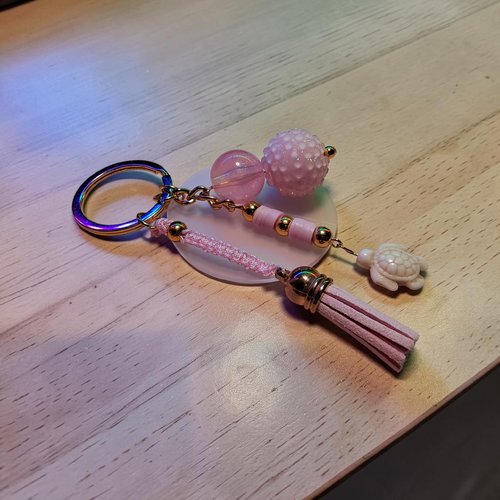 Porte-clés tortue rose pastel, bijou de sac bohème, pompon suédine rose