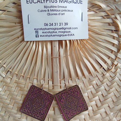 Boucles d'oreilles en broderie rectangulaire bordeau et doré