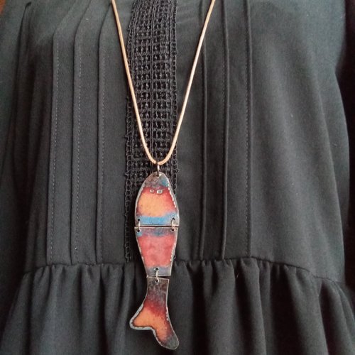 Pendentif poisson en émaux sur cuivre