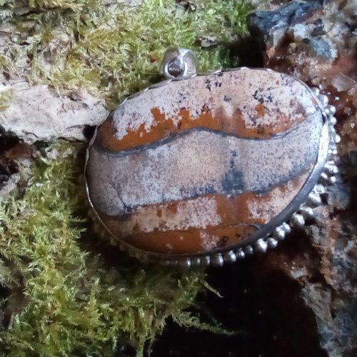 Pendentif galet jaspe paysage