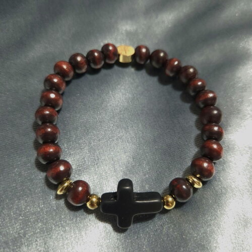 Bracelet perles en bois avec croix noir et st benoît doré
