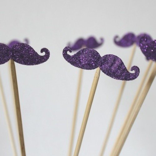 10 brochettes de moustaches violettes pailletées pour photobooth pour un mariage ou un anniversaire 
