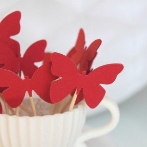 10 décorations pour petits gâteaux (cupcakes toppers ) -papillons rouges 