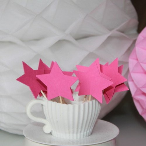 10 décorations pour petits gâteaux (cupcakes toppers )- étoiles roses fuchsia 
