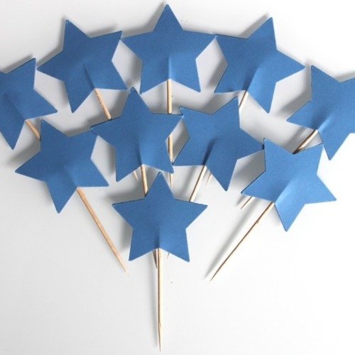 10 décorations pour petits gâteaux (cupcakes toppers )- étoiles bleues 