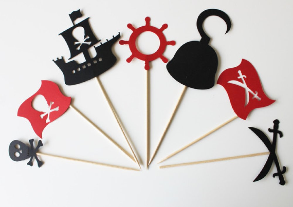 Decoration Pour Gateau D Anniversaire Pirate Grand Toppers Noir Et Rouge Personnalisee Un Grand Marche
