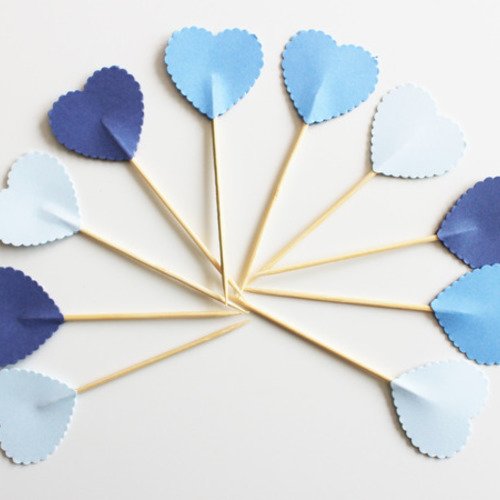 10 décorations cœurs bleus pour petits gâteaux (cupcakes toppers )- mariage 