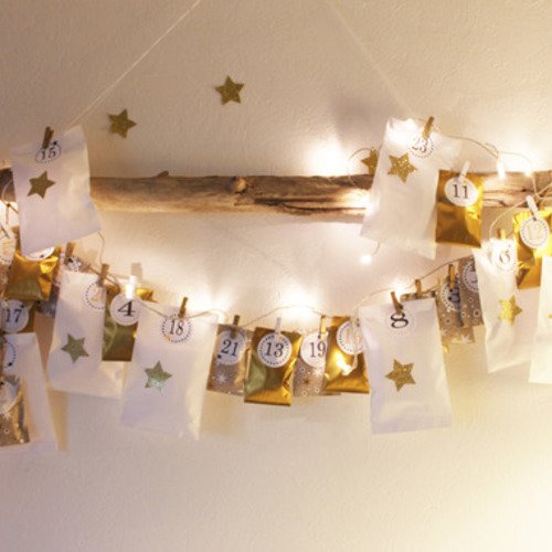 Noël : kit calendrier de l'avent or et blanc à remplir - stickers étoiles  dorées - Un grand marché
