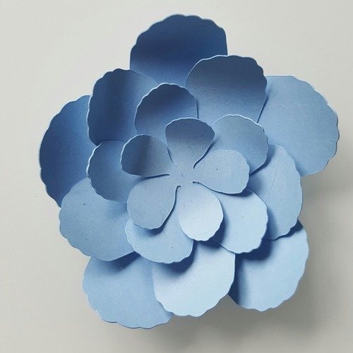 Fleurs en papier 210 gr -  petit modèle-  bleu lavande 