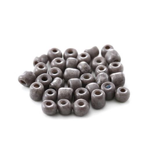 20 g (+/- 260 perles) rocailles 6/0 gris moyen