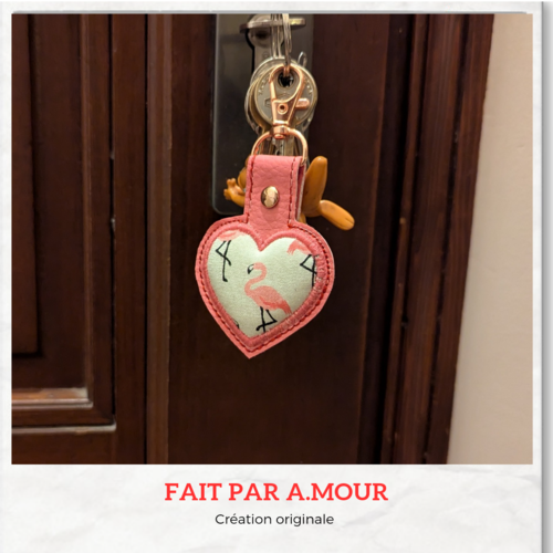 Porte clé cœur appliqué