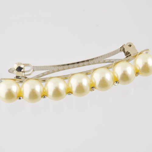 Barrette garnie de perles nacrées et strass