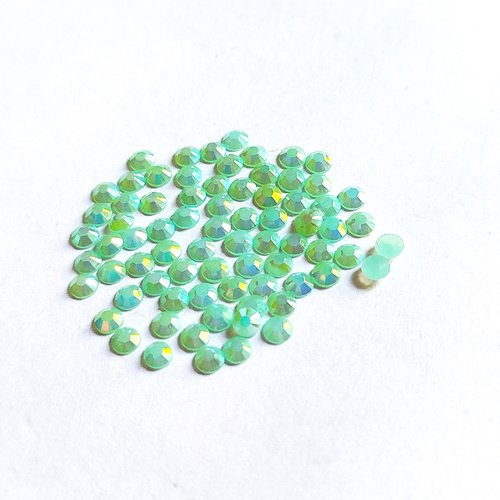 Cabochons strass plats à coller 3mm turquoise à reflets multicolores