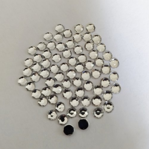 Cabochons strass plats à coller 4mm transparent