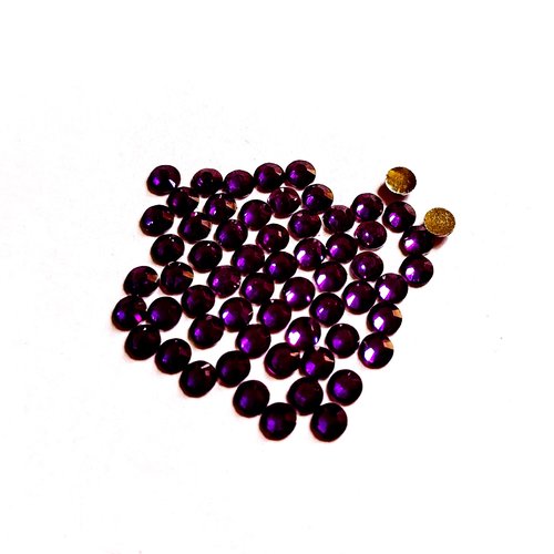 Cabochons strass plats à coller 4mm violet