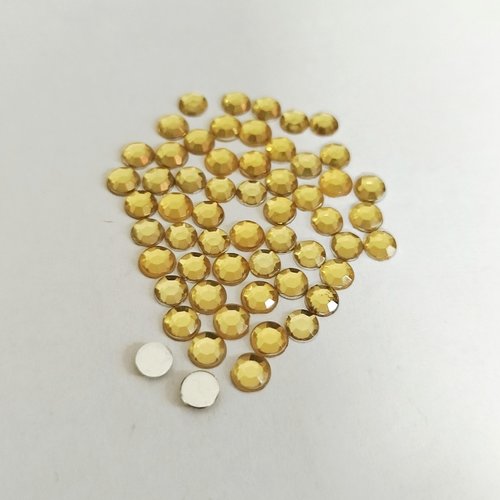 Cabochons strass plats à coller 4mm jaune mars
