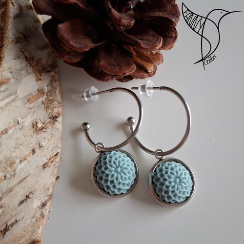 Boucles d'oreilles créoles fleurs de nuit bleu
