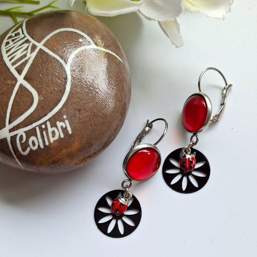 Boucles d'oreilles dormeuses coccinelles