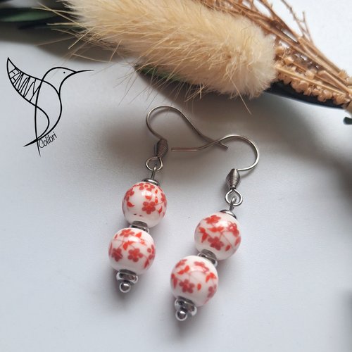 Boucles d'oreilles mini fleuries rouge