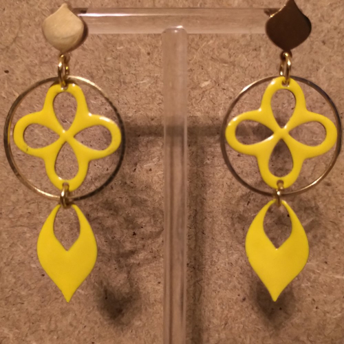 Boucles d'oreilles sequins émaillés faits mains .