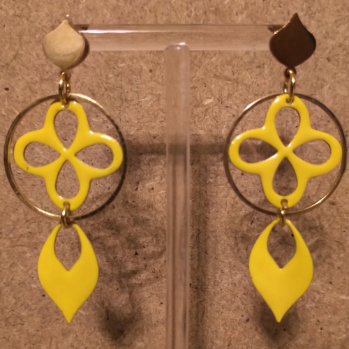 Boucles d'oreilles sequins émaillés faits mains .