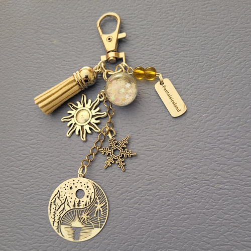 L'equilibre des saisons - bijou de sac modèle 2