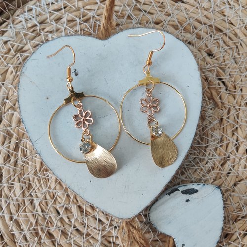 Boucle d'oreille créole / fantaisie