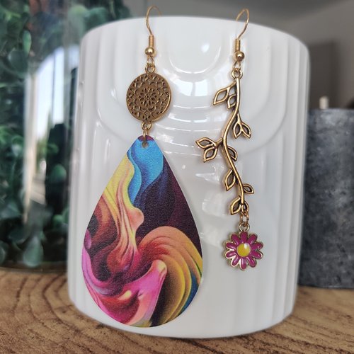 Boucle d'oreille dépareillée / boucle d'oreille pendante, fantaisie