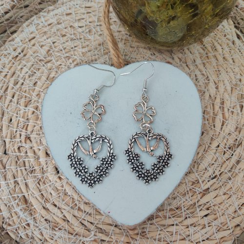 Boucles d'oreilles pendantes, fantaisie