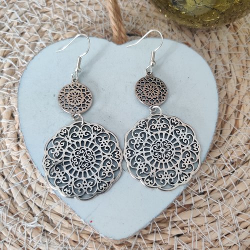 Boucles d'oreilles pendantes argentées