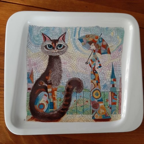 Plat carre en porcelaine peint  main
