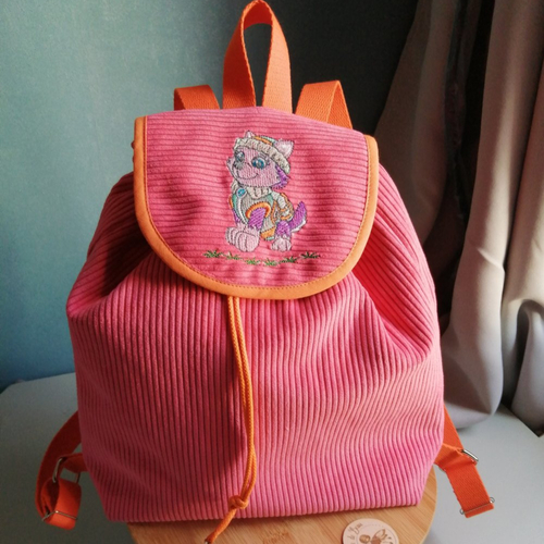 Nouveaute 2025 : sac a dos "pat patrouille"  broderie "everest" - enfant 4 à 8 ans - personnalisation avec un prénom offerte