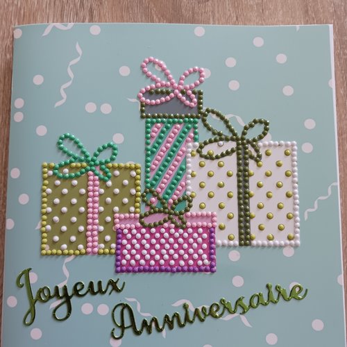Carte anniversaire " cadeaux"