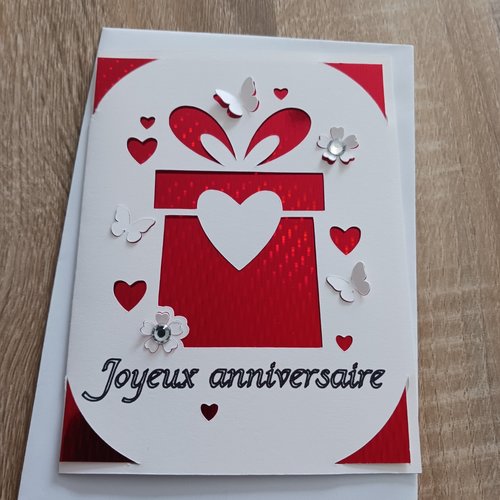 Carte anniversaire "cadeau"