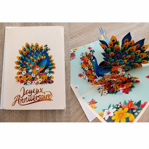 Carte anniversaire pop up "paon"